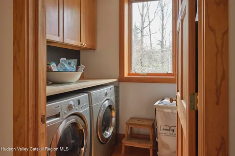 $1,595,000 | 592 Swartekill Road, New Paltz, NY 12561