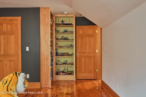 $1,595,000 | 592 Swartekill Road, New Paltz, NY 12561