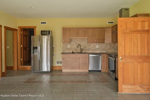 $1,595,000 | 592 Swartekill Road, New Paltz, NY 12561