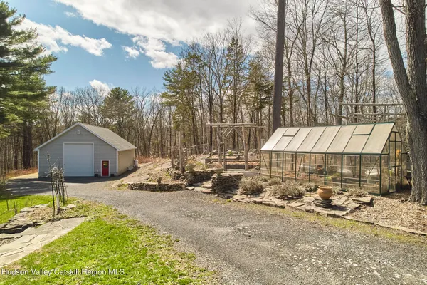 $1,595,000 | 592 Swartekill Road, New Paltz, NY 12561