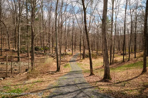 $1,595,000 | 592 Swartekill Road, New Paltz, NY 12561