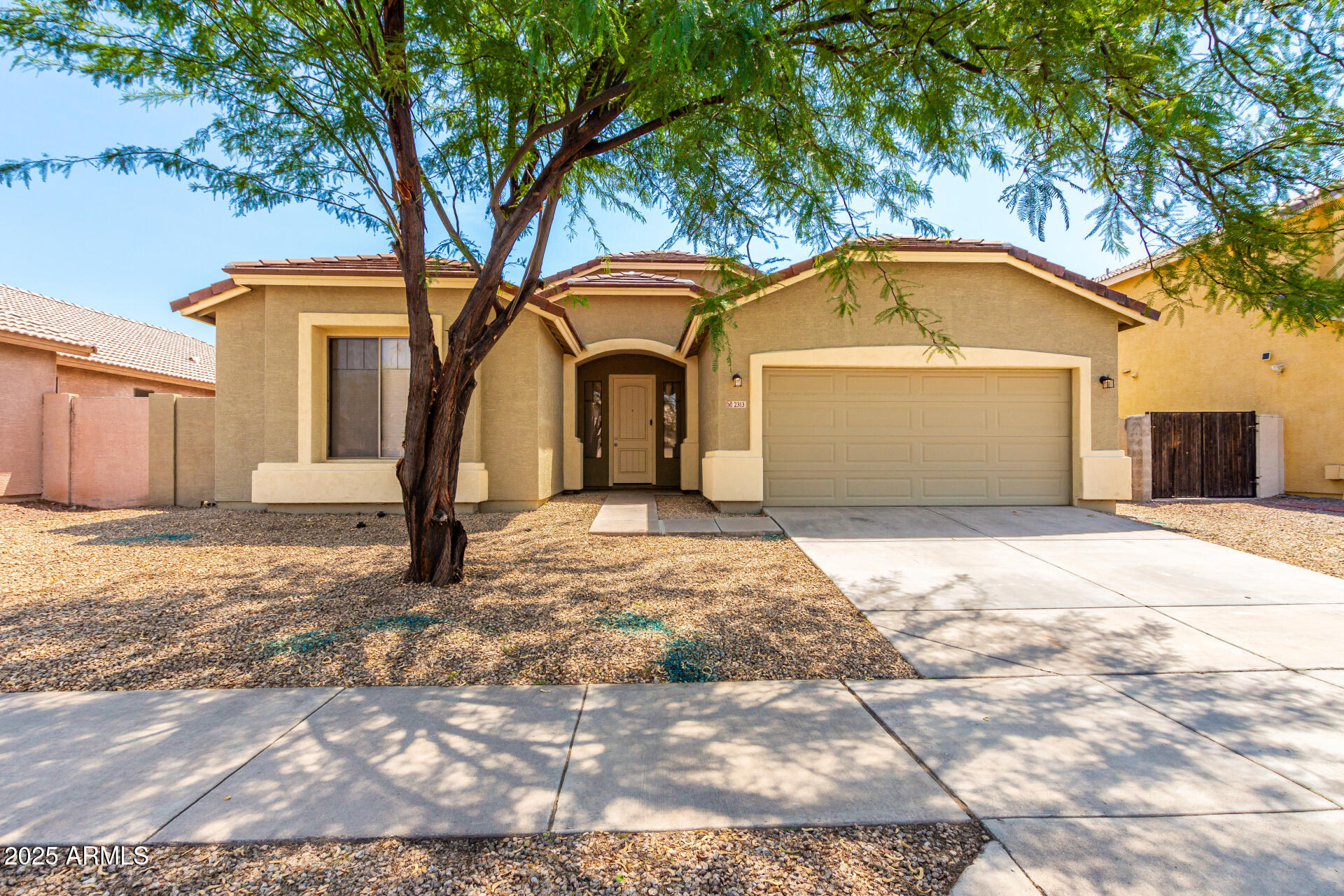 2313 West Carter Road Phoenix, AZ 85041 - Photo 1 of 32