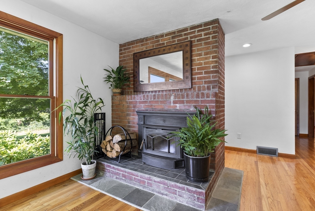 595 Haydenville Road Leeds, MA 01053 - Photo 8 of 38 Gallery Image 8