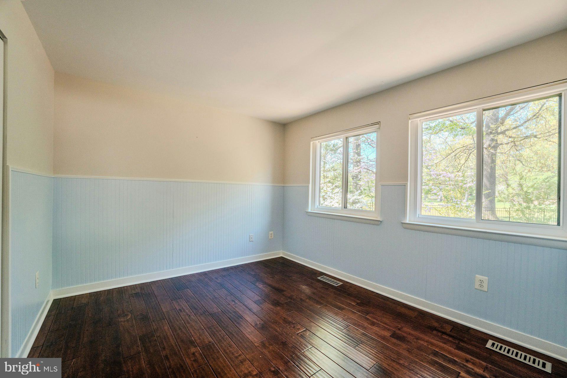 11310 Harborside Cluster Reston, VA 20191 - Photo 50 of 71 Bright and airy room with nature views.