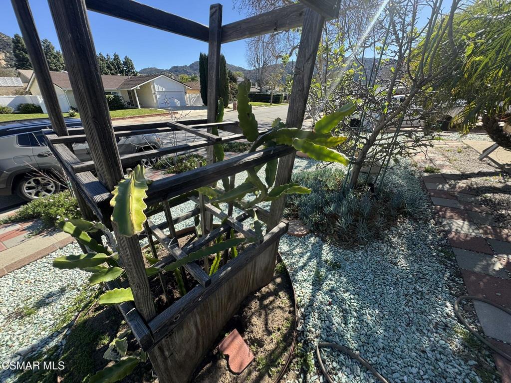 2299 Keystone Street Simi Valley, CA 93063 - Photo 17 of 24