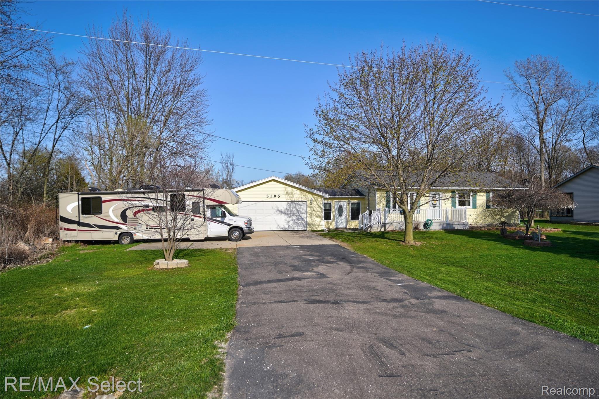 5105 Duffield Road Swartz Creek, MI 48473 - Photo 3 of 52 5105 Duffield Road 05.jpg