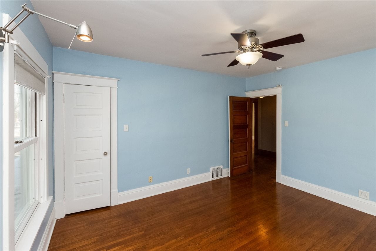 975 17th Street Marion, IA 52302 - Photo 21 of 24 Gallery Image 21