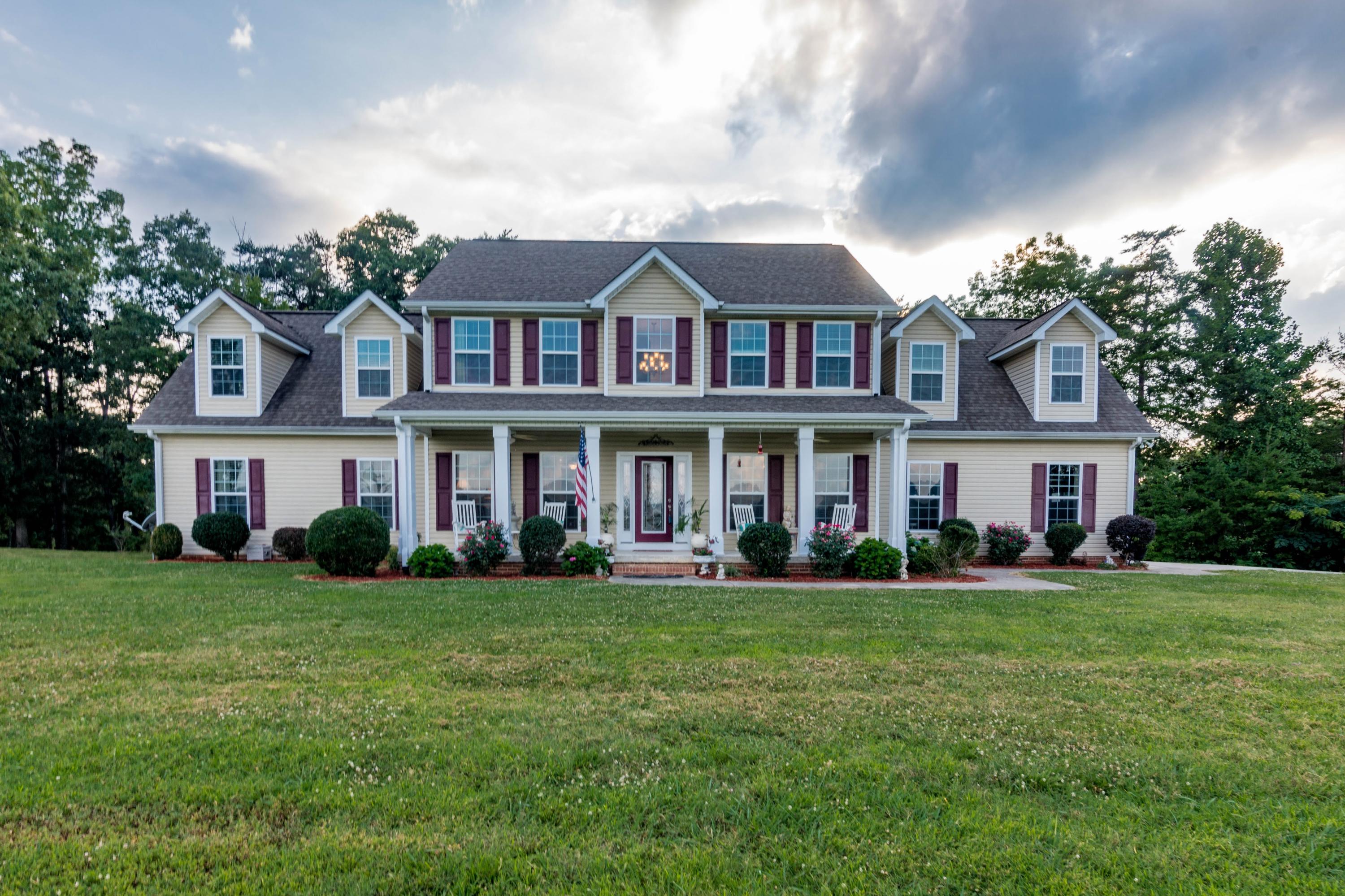 2137 Saunders rd-76