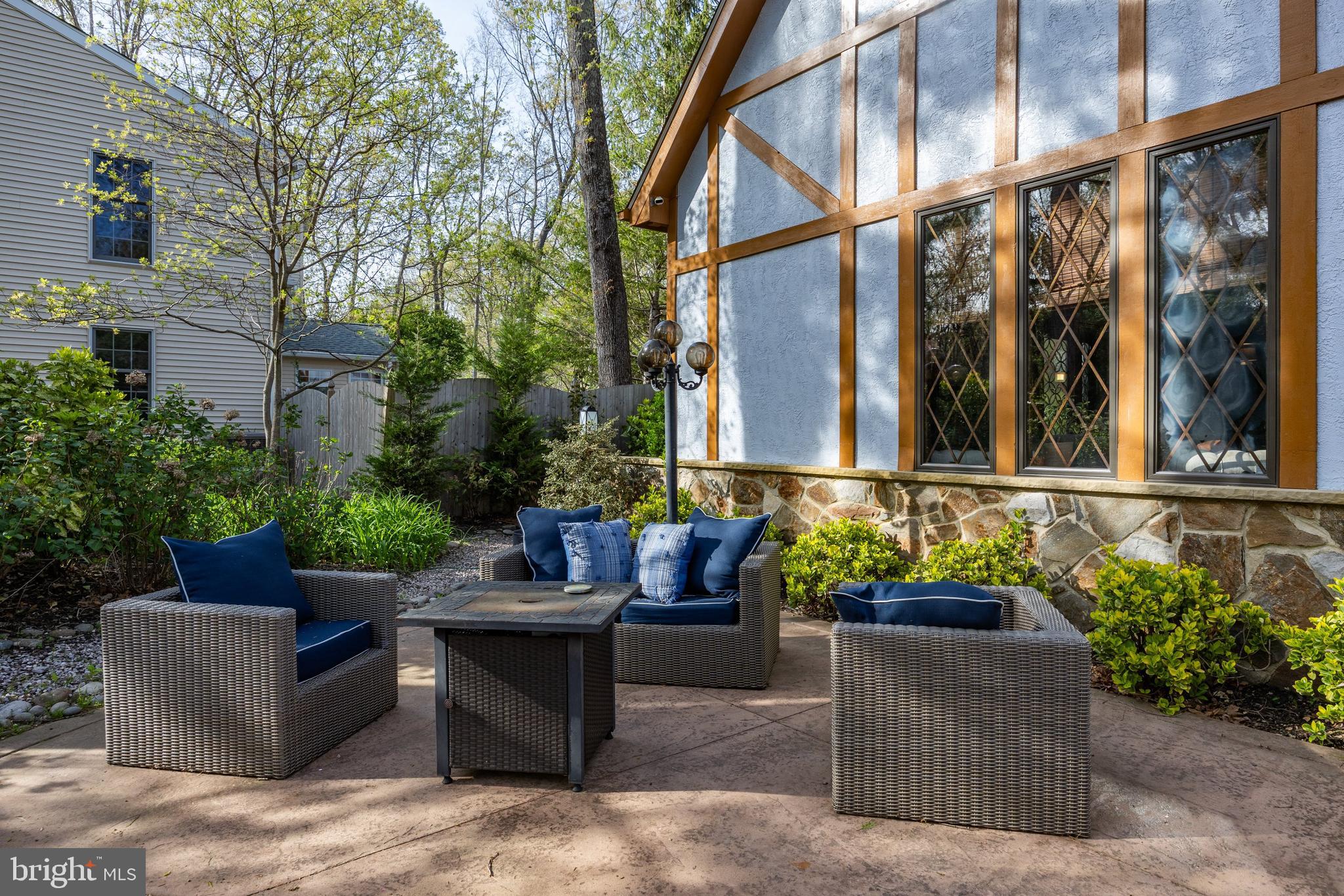 4 Meadowbrook Drive Shamong, NJ 08088 - Photo 4 of 56 Front Yard Seating Area