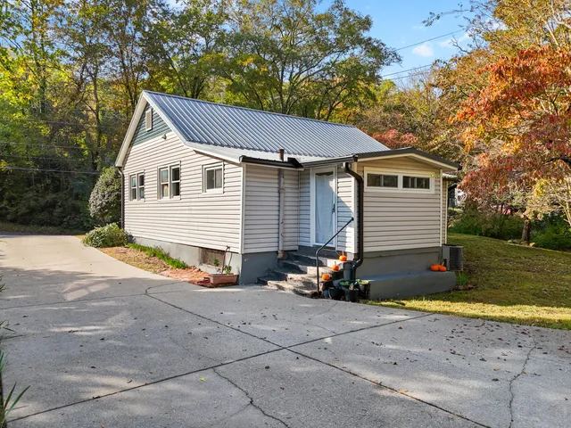 $495,000 | 5704 Pumpkin Pie Lane, Chattanooga, TN 37409