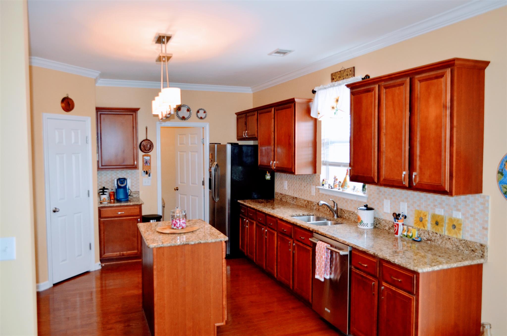 1014 Addington Road Hendersonville, TN 37075 - Photo 8 of 26 Kitchen