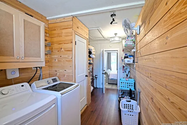 $1,750 | 553 Scenic Drive, Unit 1, Canyon Lake, TX 78133