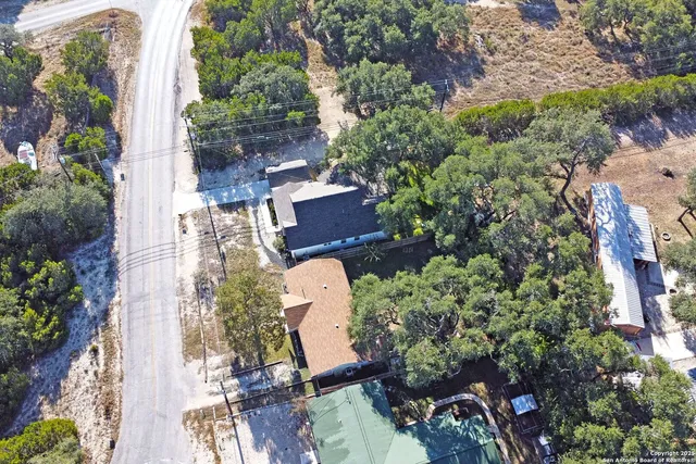 $1,750 | 553 Scenic Drive, Unit 1, Canyon Lake, TX 78133