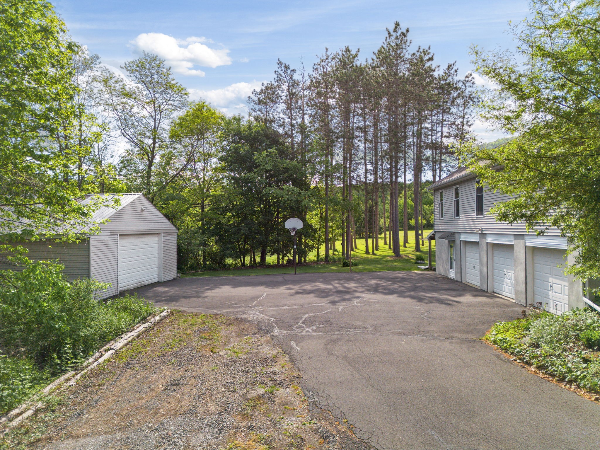 241 Duell Road Binghamton, NY 13904 - Photo 9 of 48
