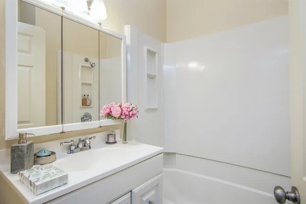 $2,100 | 11844 13th Street, Santa Fe, TX 77510