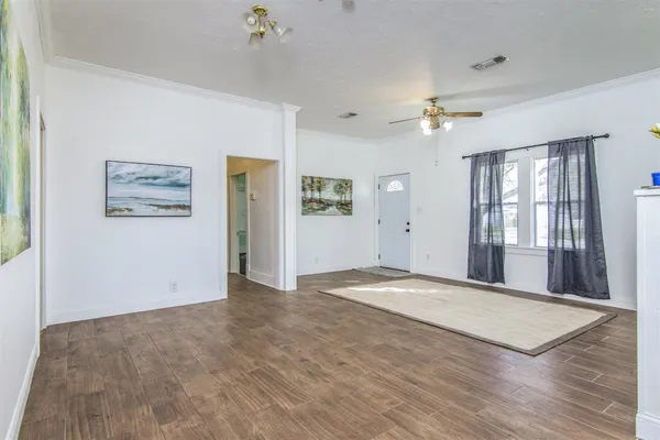 $2,100 | 11844 13th Street, Santa Fe, TX 77510
