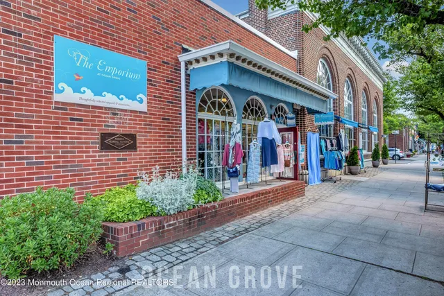 a view of a livingroom with a fireplace