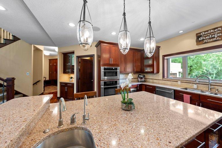 14708 Woodhaven Road Minnetonka, MN 55345 - Photo 22 of 91