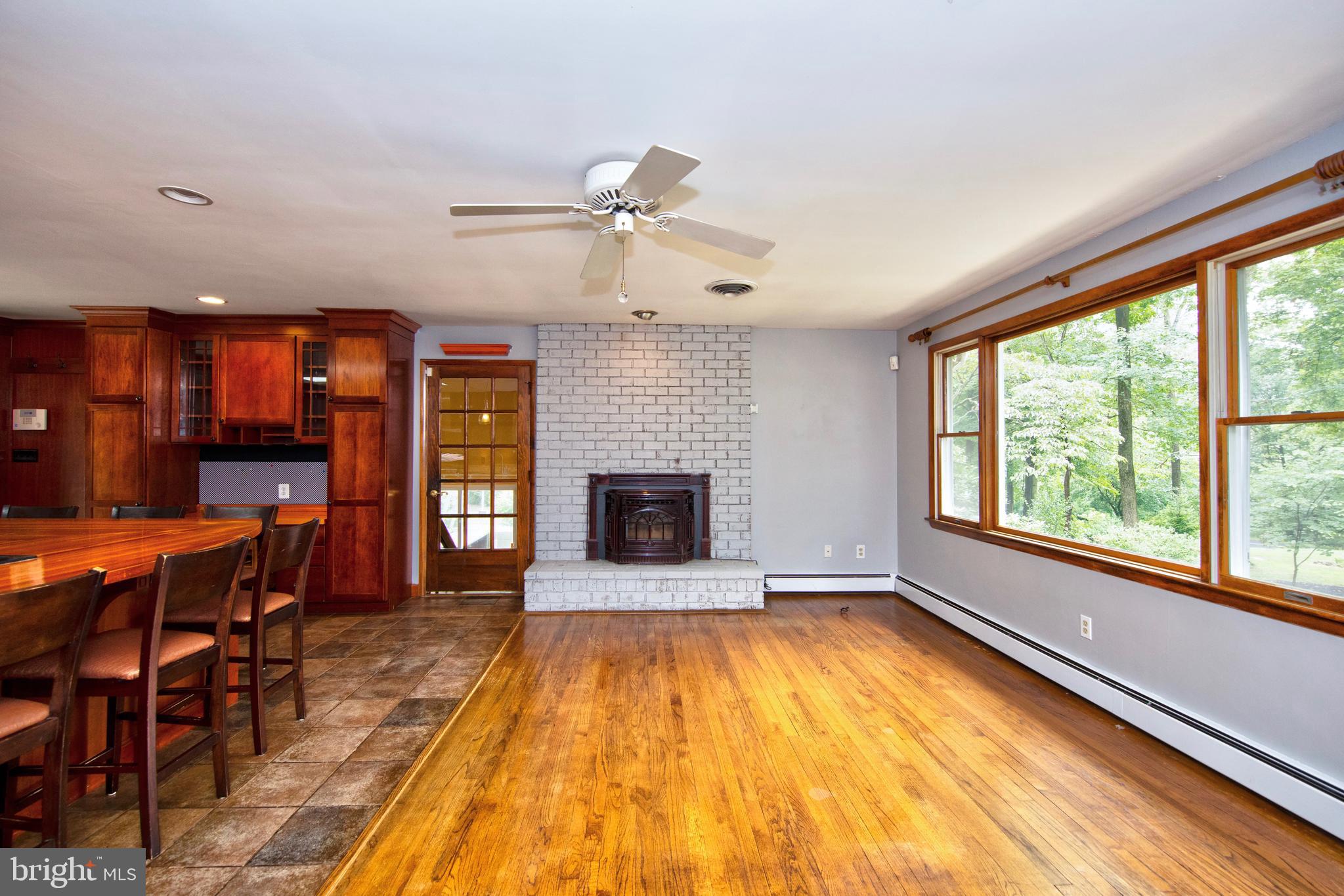 221 Reckord Road Fallston, MD 21047 - Photo 3 of 31 Living Room