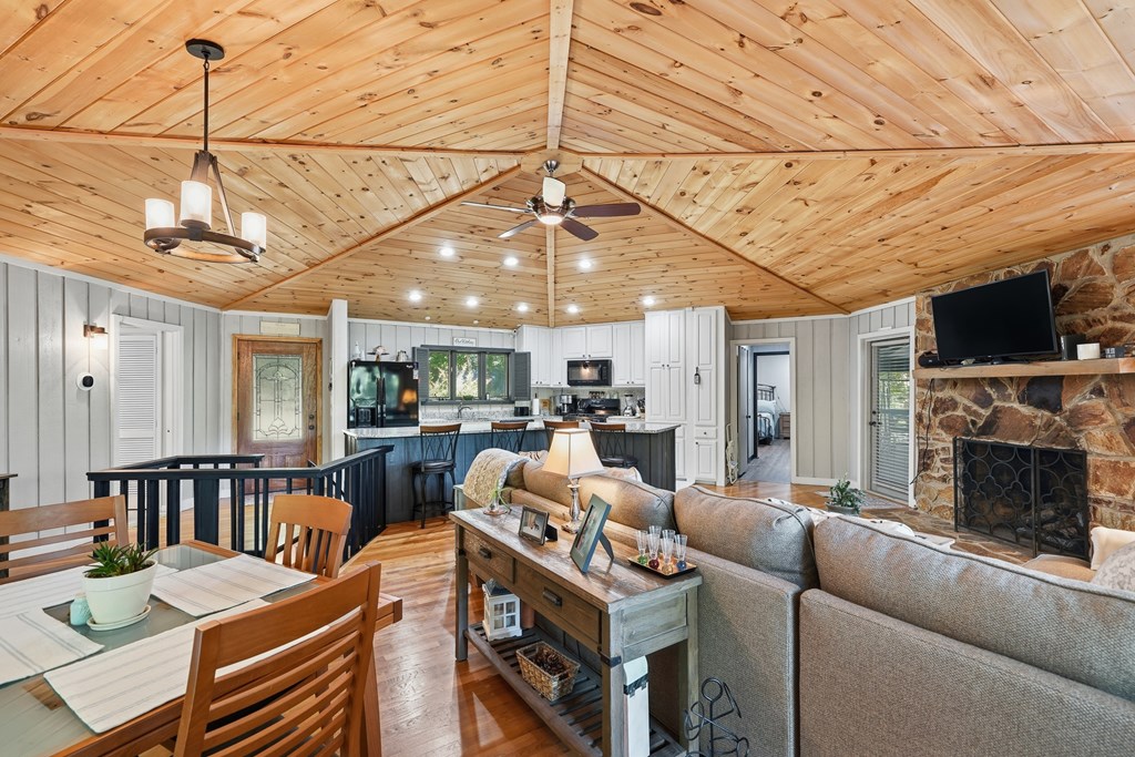 775 Mountain Oak Road Ellijay, GA 30536 - Photo 7 of 106