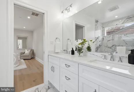 $2,850,000 | 5047 MacArthur Boulevard Northwest, Washington, DC 20016