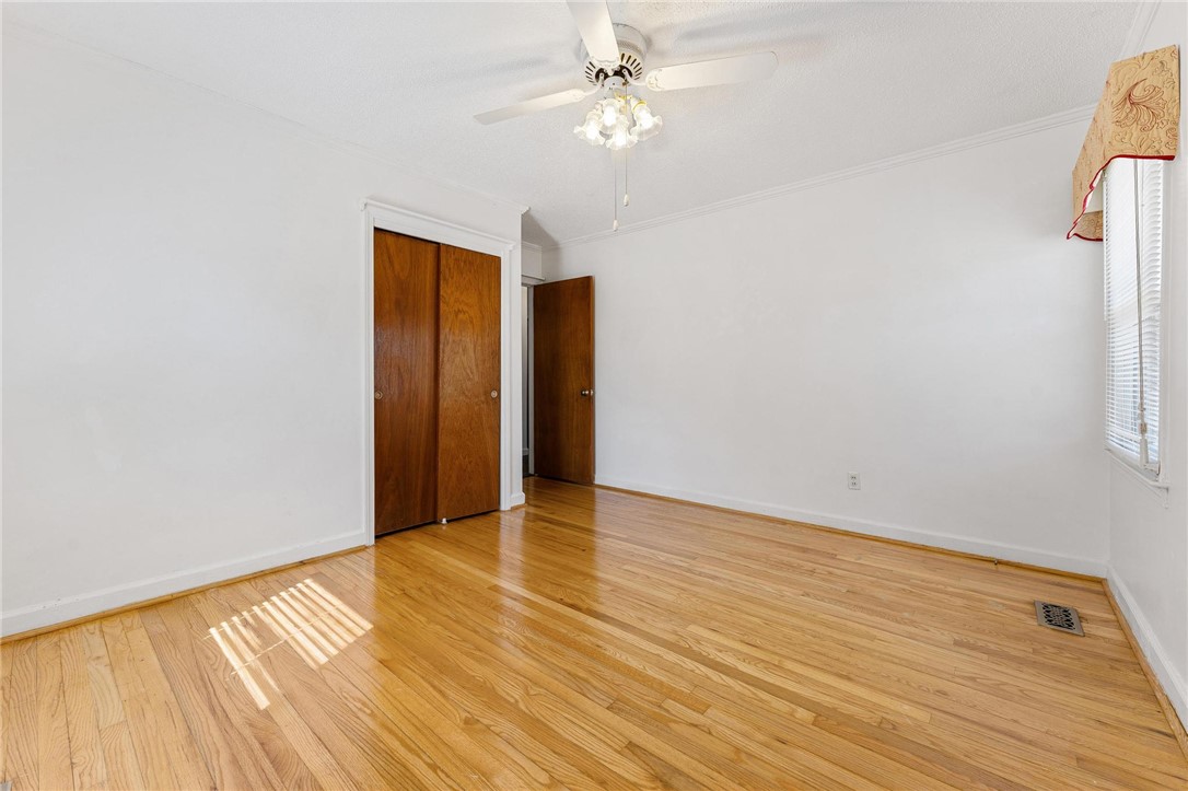 209 Meadowbrook Drive Liberty, SC 29657 - Photo 13 of 35