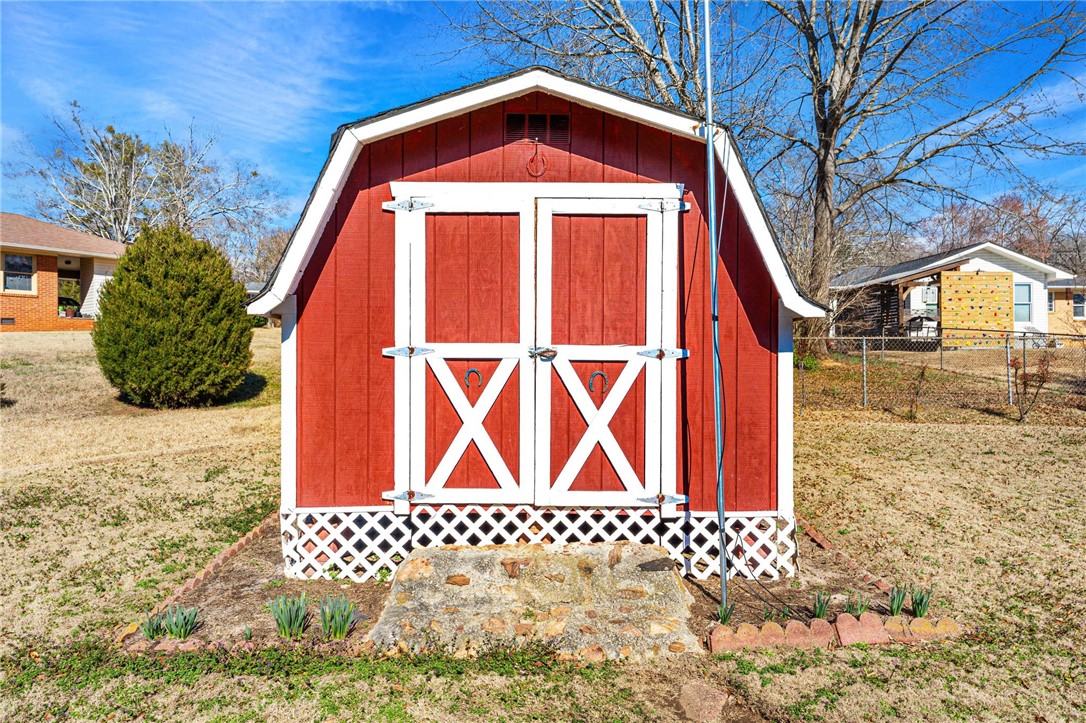 209 Meadowbrook Drive Liberty, SC 29657 - Photo 28 of 35