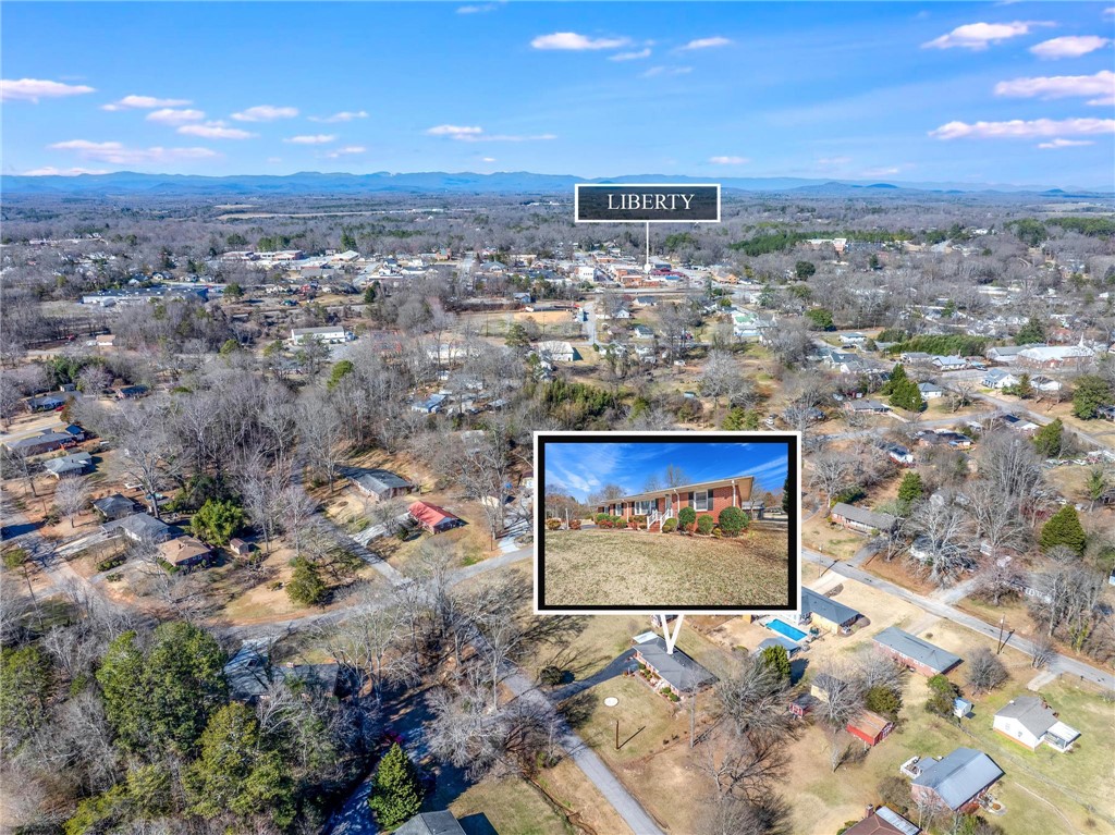 209 Meadowbrook Drive Liberty, SC 29657 - Photo 31 of 35