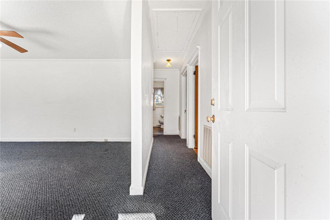 209 Meadowbrook Drive Liberty, SC 29657 - Photo 7 of 35