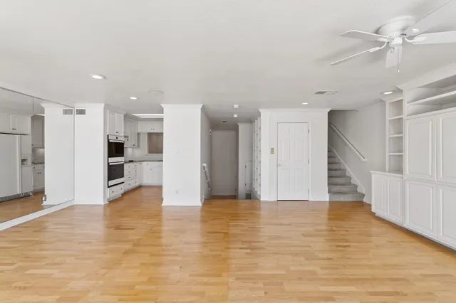 $1,595,000 | 625 Horseshoe Bay N Boulevard, Horseshoe Bay, TX 78657