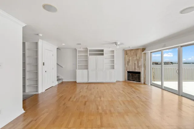 $1,595,000 | 625 Horseshoe Bay N Boulevard, Horseshoe Bay, TX 78657