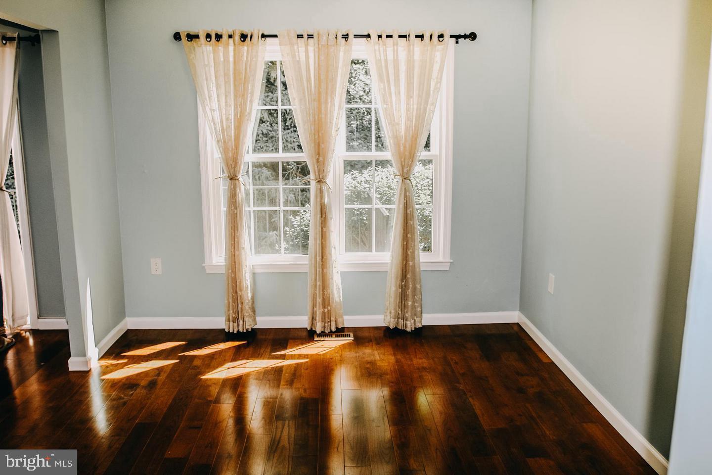 11716 Putting Green Court Reston, VA 20191 - Photo 22 of 32