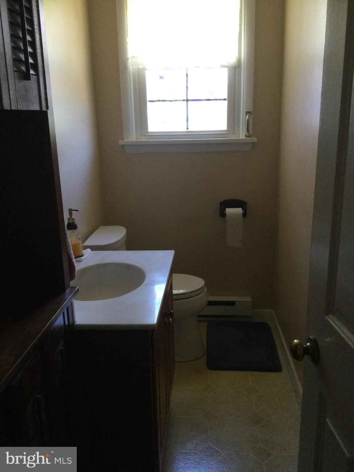 530 Lexington Road Lancaster, PA 17603 - Photo 23 of 28 Gallery Image 23