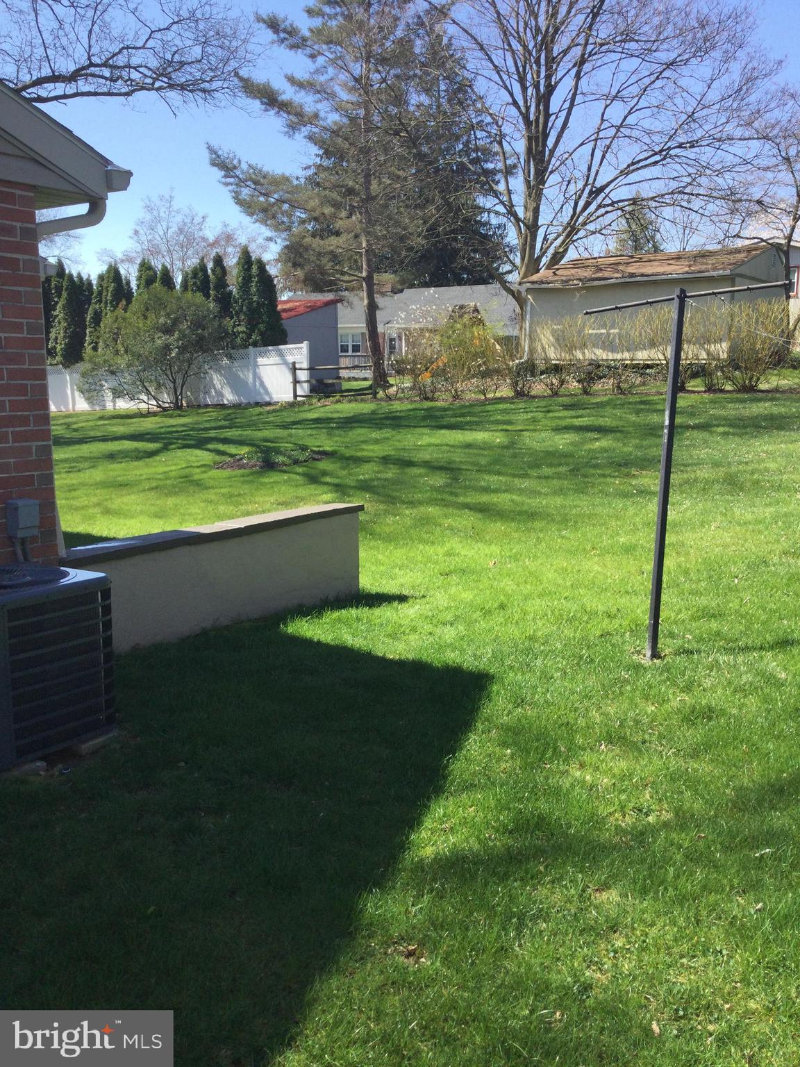 530 Lexington Road Lancaster, PA 17603 - Photo 9 of 28 Gallery Image 9