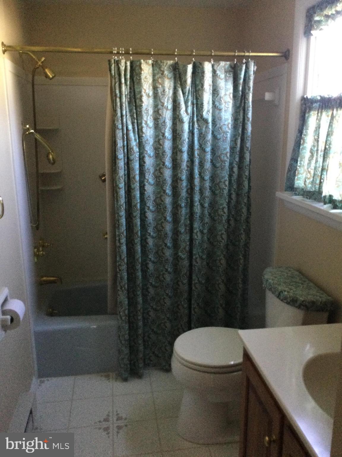 530 Lexington Road Lancaster, PA 17603 - Photo 10 of 28 Gallery Image 10