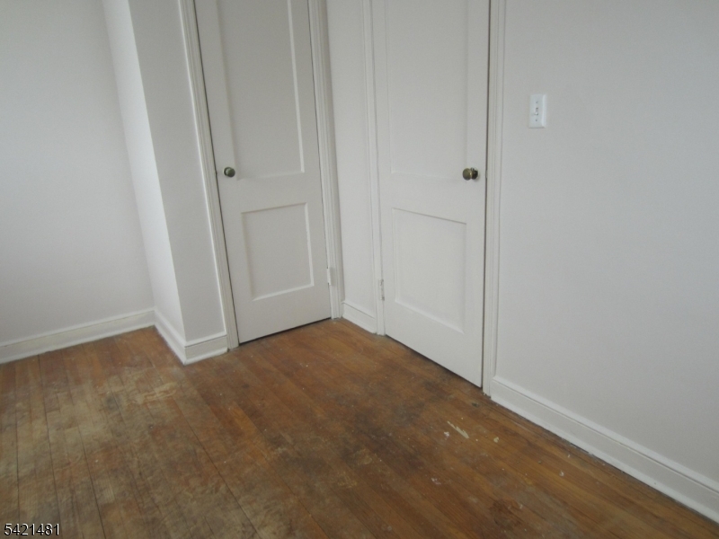 63 Norman Road Newark, NJ 07106 - Photo 7 of 14