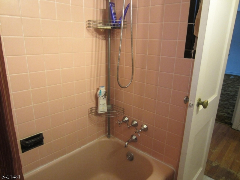 63 Norman Road Newark, NJ 07106 - Photo 8 of 14