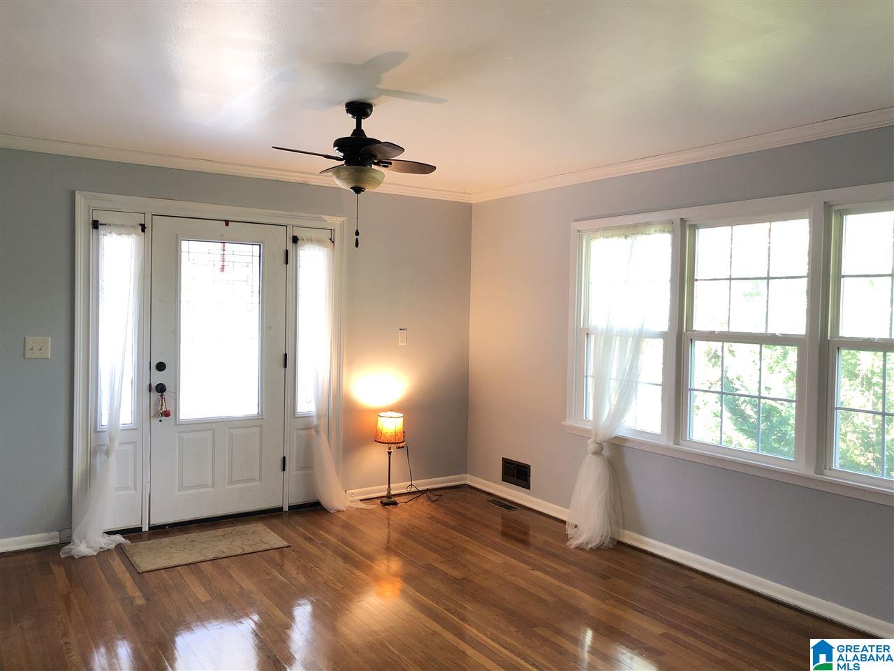 1811 Henry Road Anniston, AL 36207 - Photo 5 of 48