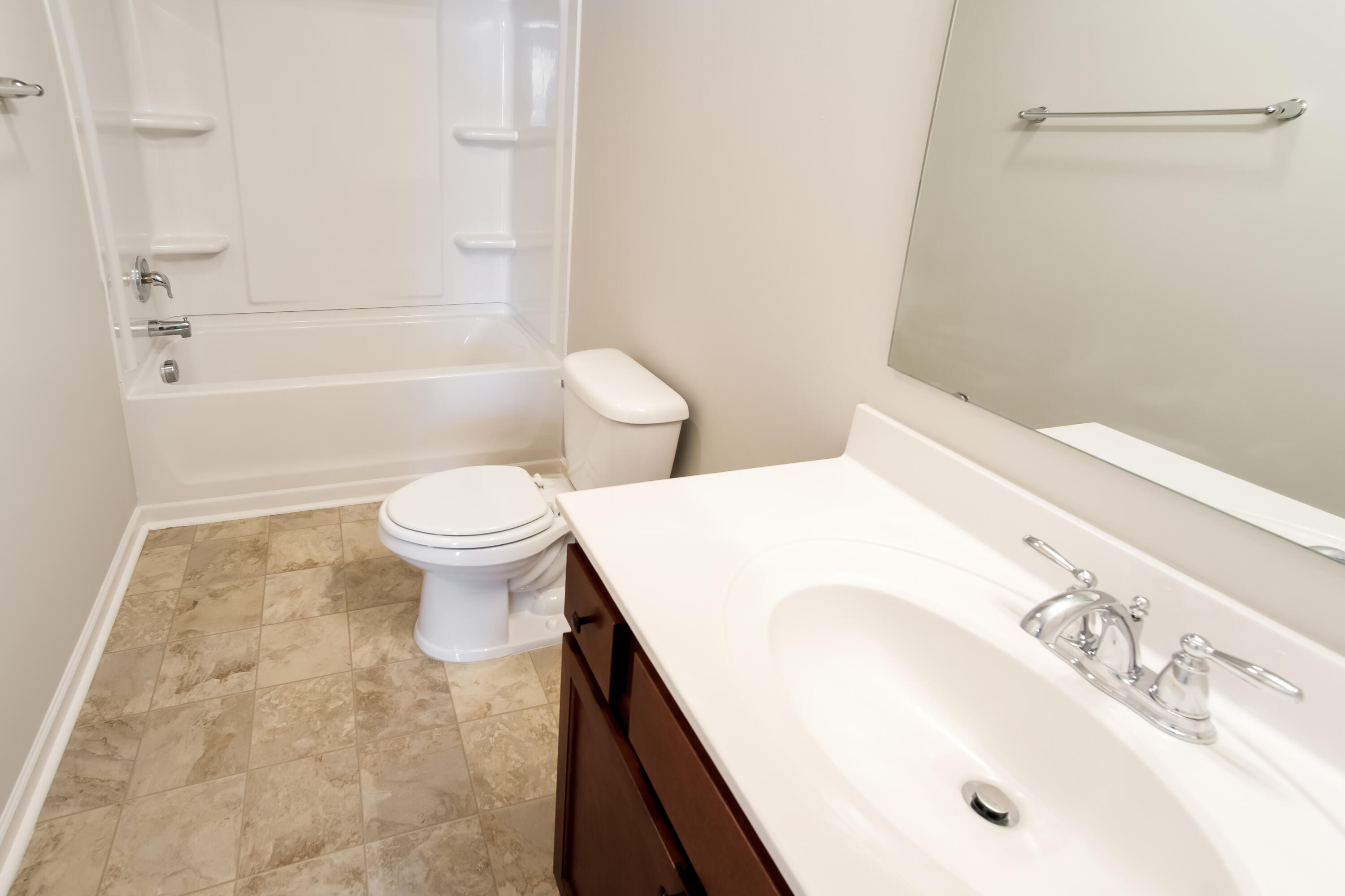 210 Foxcroft Lane Moncks Corner, SC 29461 - Photo 8 of 15 1010938.210 Foxcroft Lane - Bathroom