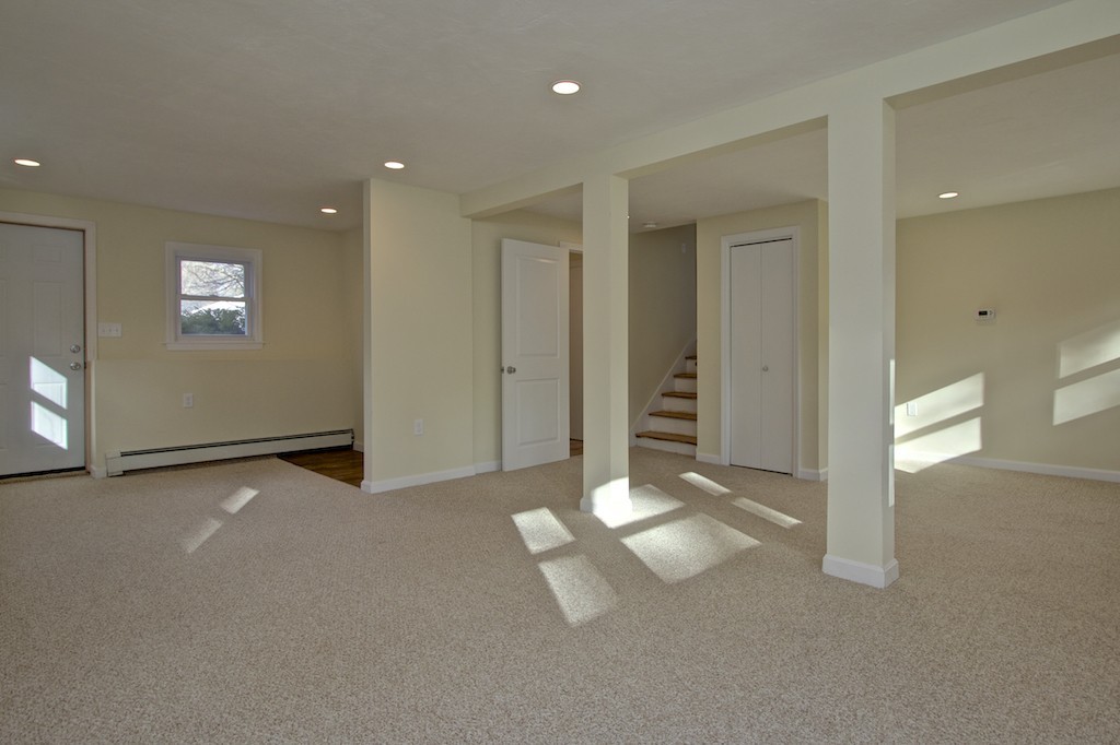 59 Cold Spring Road Holliston, MA 01746 - Photo 8 of 18 Gallery Image 8