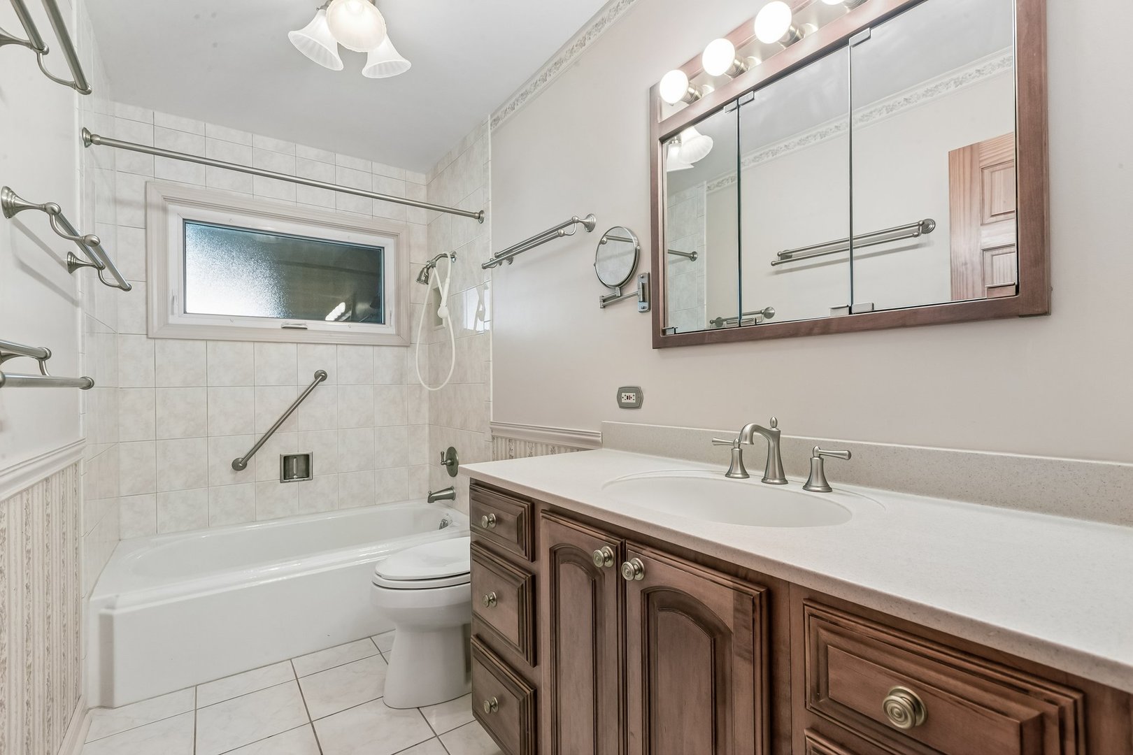 220 Voltz Road Northbrook, IL 60062 - Photo 15 of 41