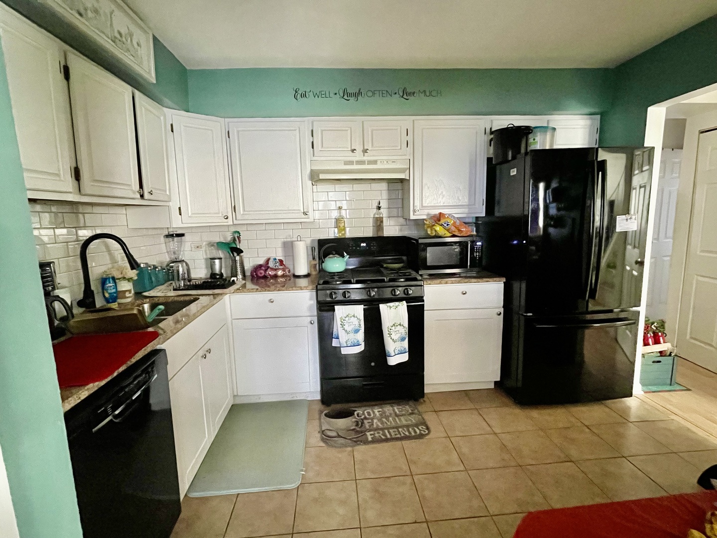 213 Monroe Road Bolingbrook, IL 60440 - Photo 5 of 9