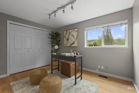 $500,000 | 5105 Harbourview Drive, Boise, ID 83703