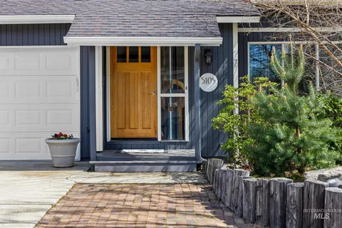 $500,000 | 5105 Harbourview Drive, Boise, ID 83703