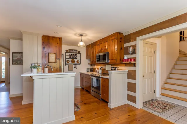 $585,000 | 6154 Senedo Road, Mount Jackson, VA 22842