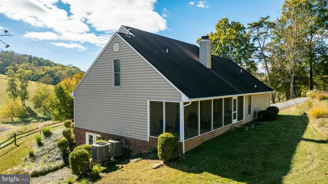 $585,000 | 6154 Senedo Road, Mount Jackson, VA 22842