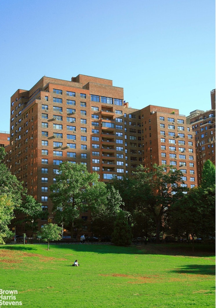 11 Riverside Drive, Unit 1DW Manhattan, NY 10023 - Photo 14 of 15 a front view of a building
