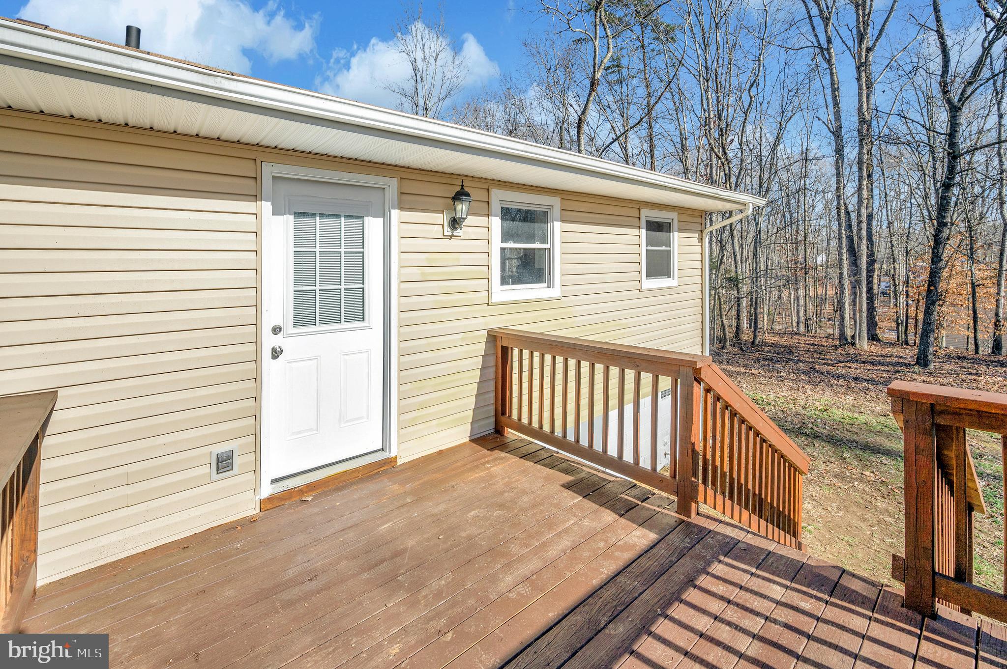 6700 Hickory Ridge Road Spotsylvania, VA 22551 - Photo 22 of 26 Deck