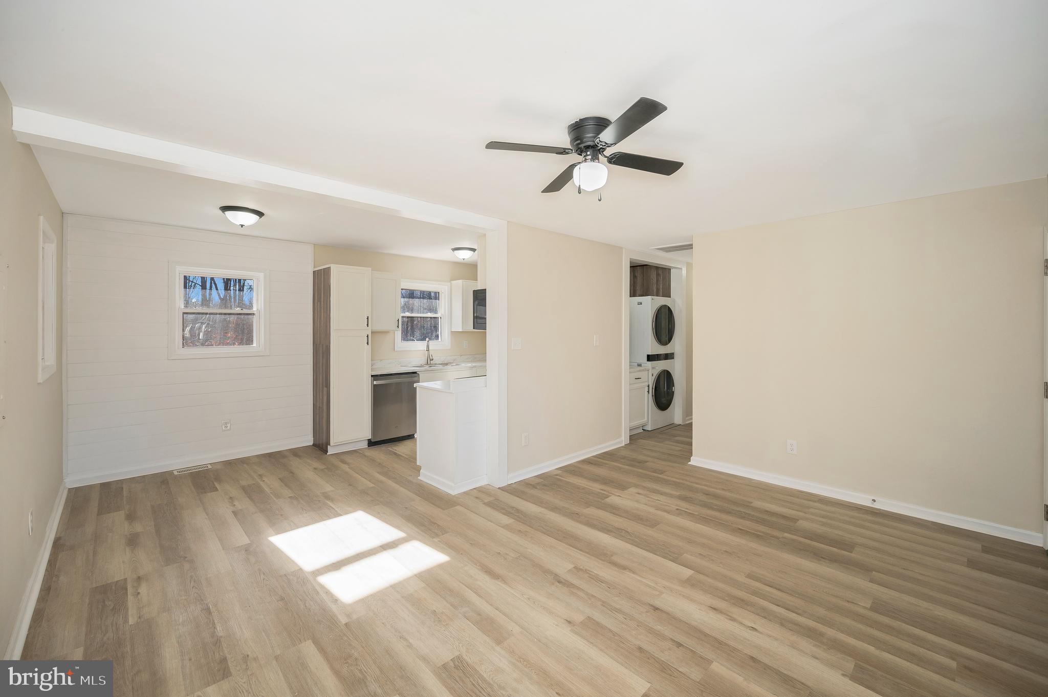 Living Room & Kitchen