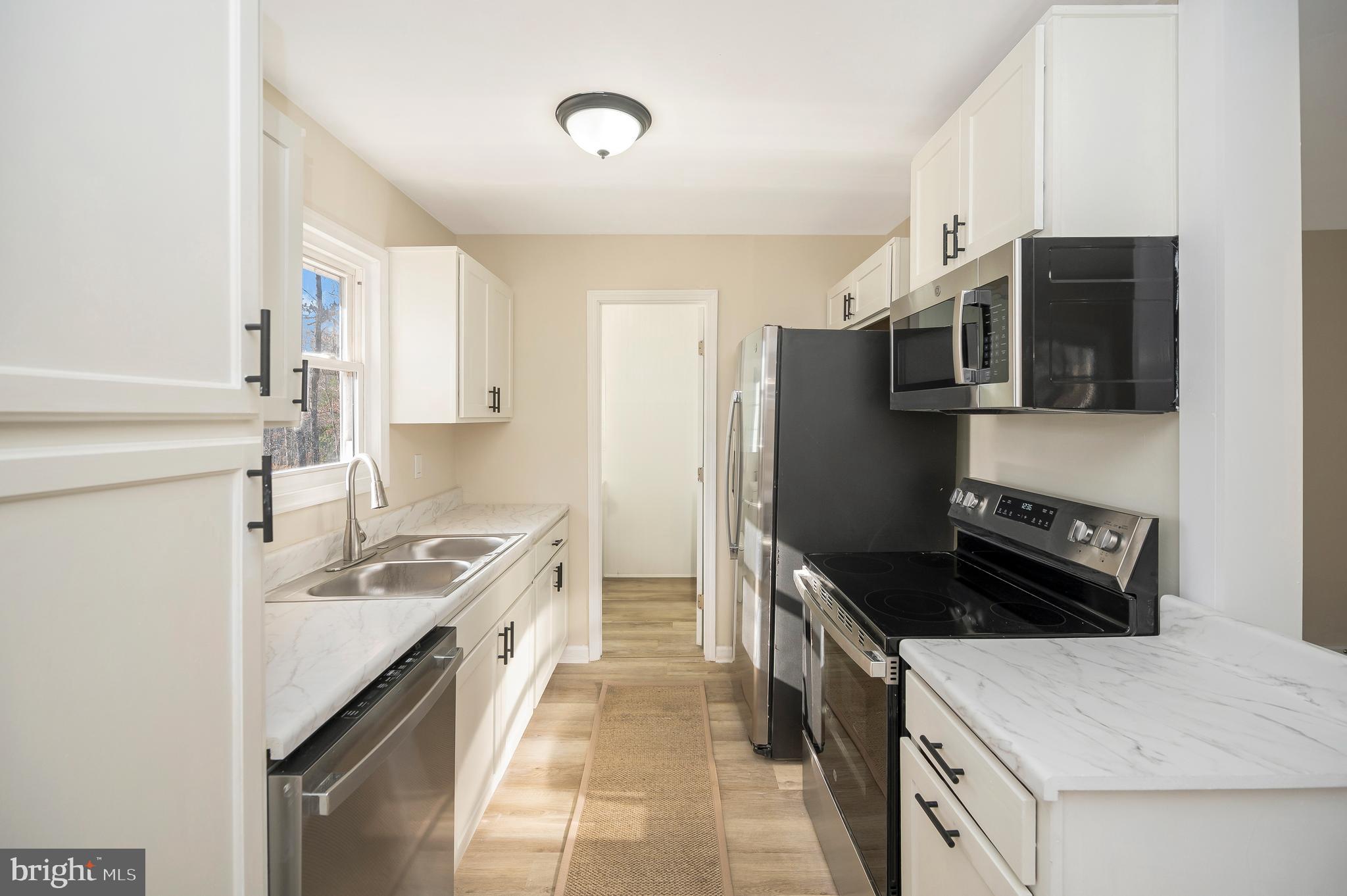 6700 Hickory Ridge Road Spotsylvania, VA 22551 - Photo 8 of 26 Kitchen